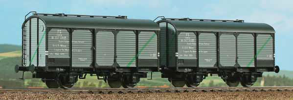 Set of 2 Wine transport cars type Mv with integrated wine barrels of Vinicola Rotolo, F.lli Folonari<br /><a href='images/pictures/ACME/acme45054.jpg' target='_blank'>Full size image</a>
